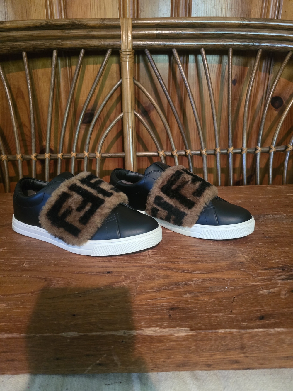 Fendi Black Leather Sneakers with Brown Shearling FF Strap - Picture 15 of 16